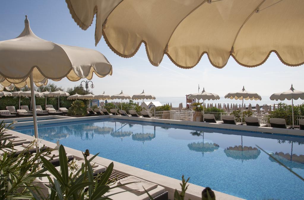 Hotel Delle Nazioni Lido di Jesolo Exteriör bild