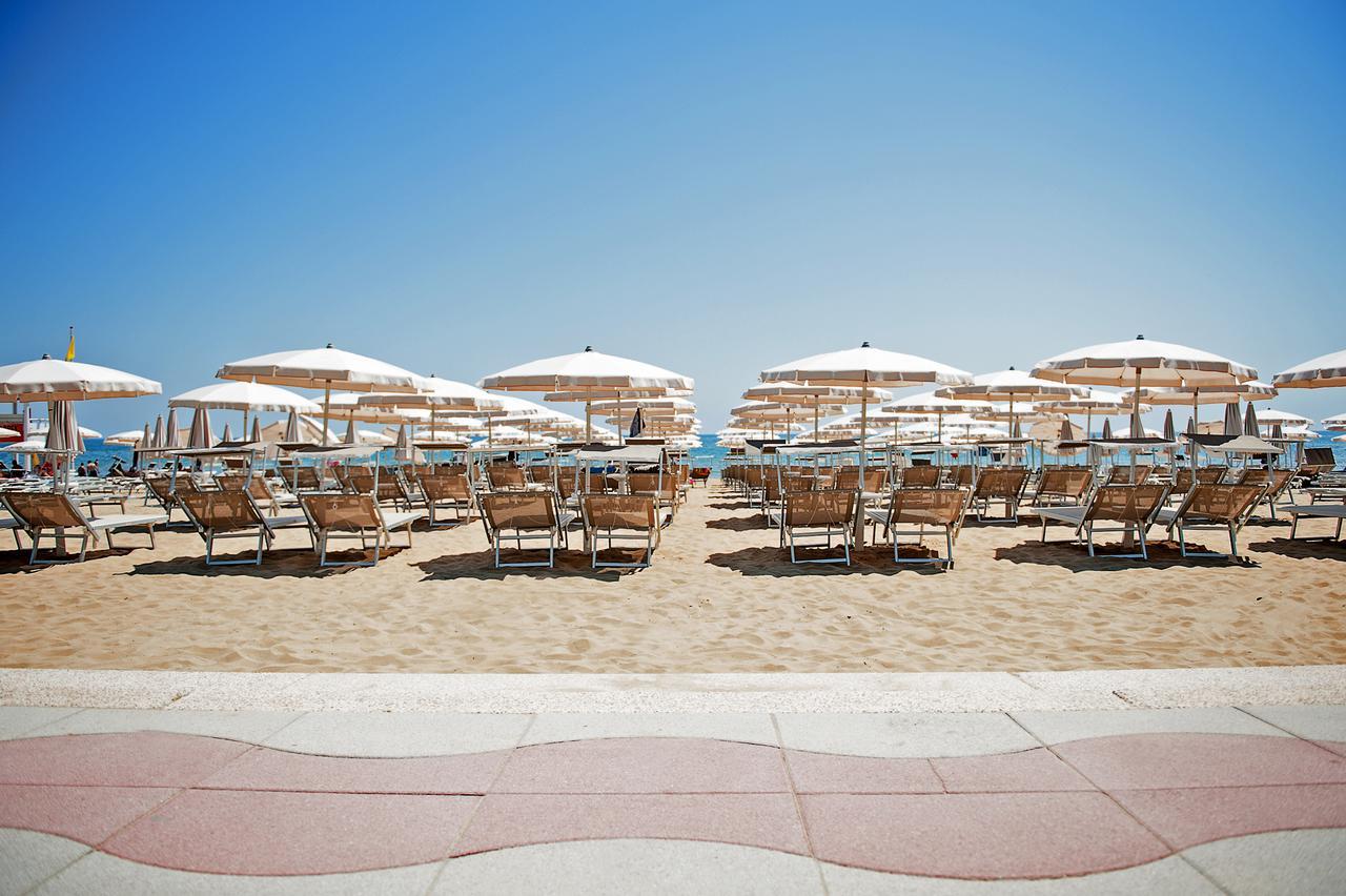 Hotel Delle Nazioni Lido di Jesolo Exteriör bild