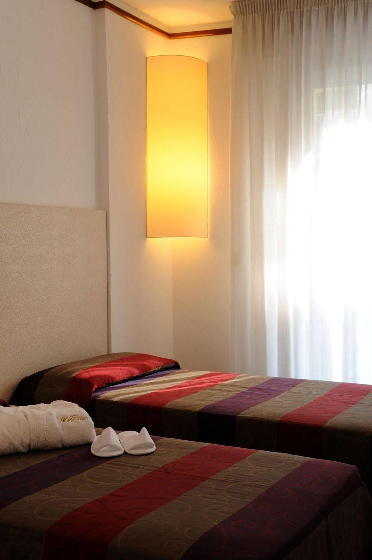 Hotel Delle Nazioni Lido di Jesolo Exteriör bild